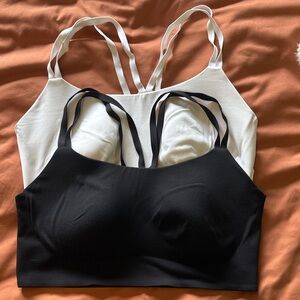 Aerie Dual Pack Black and White Sports Bras